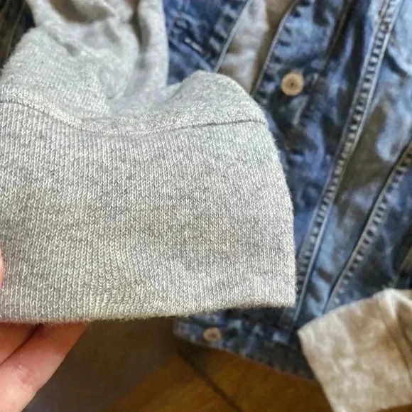 Express Distressed jean jacket with fleece sleeves - Picture 3 of 4